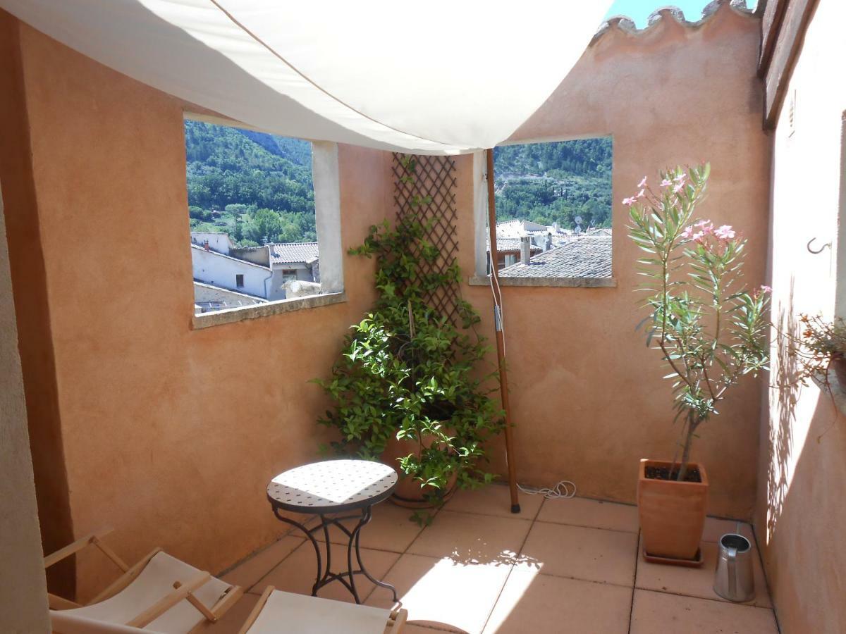 La Maison Derriere La Fontaine Buis-les-Baronnies Eksteriør bilde
