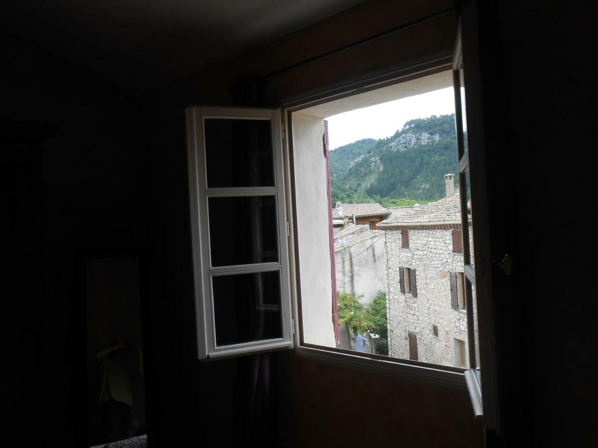 La Maison Derriere La Fontaine Buis-les-Baronnies Eksteriør bilde